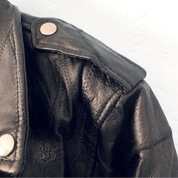 Vintage
Black Leather Patched God Bless America Motorcycle Jacket Size Medium - Picture 8 of 16